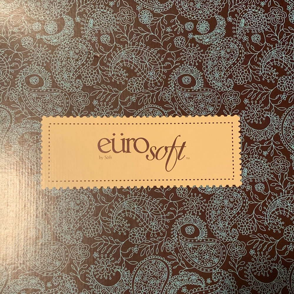 Euro Soft Boots - Picture 3 of 4